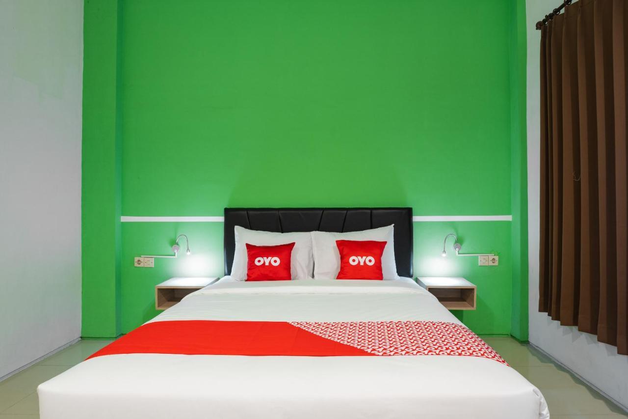 Oyo Flagship 1575 Urban 18 Hotel Surabaya Eksteriør billede