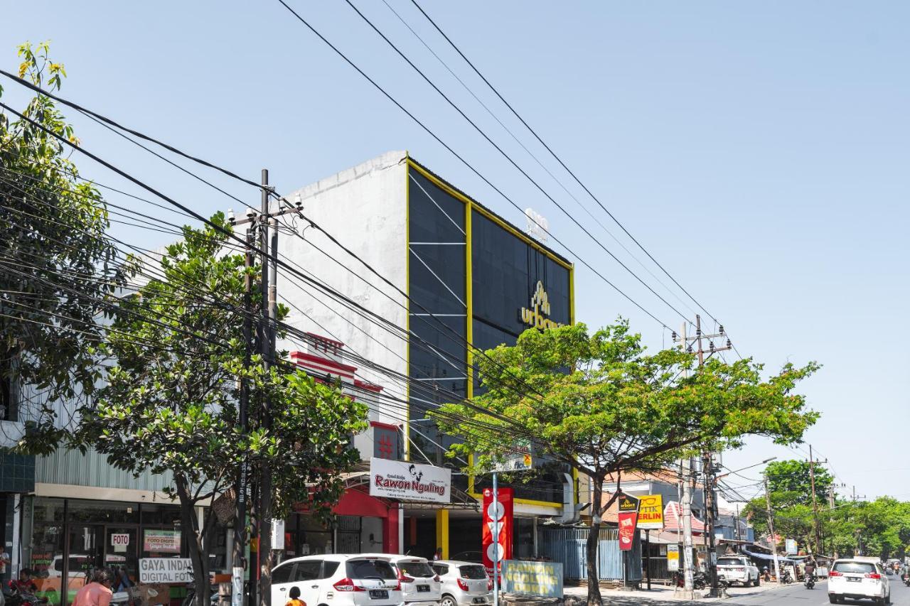 Oyo Flagship 1575 Urban 18 Hotel Surabaya Eksteriør billede